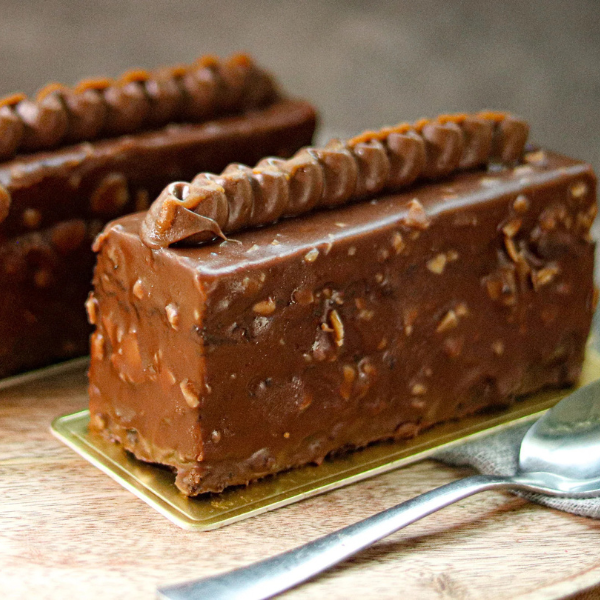 Royal Caramel Pastry