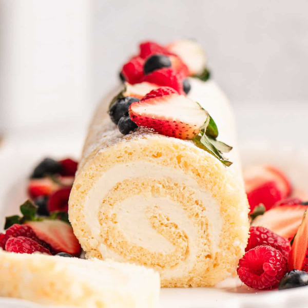 Vanilla Swiss Roll Pastry